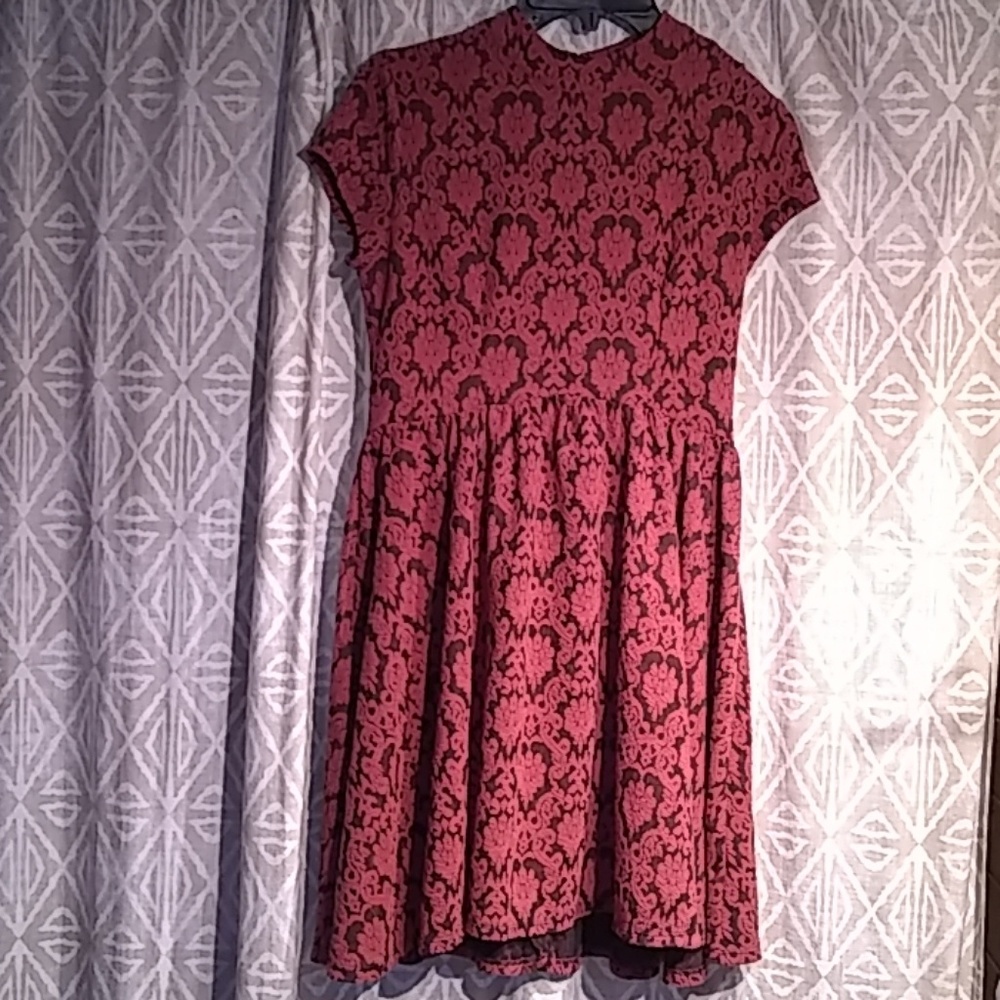 Crimson/Blk Dress